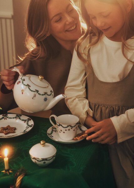 Vánoční porcelánová cukřenka Star Fluted Christmas
