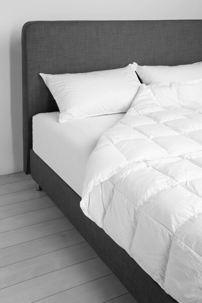 DaunenStep Kvalitný páperový paplón zo 100% páperia D600 140x200 cm, celoročný