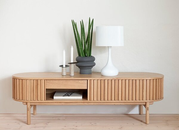 TV stolík v dekore duba v prírodnej farbe 160x48 cm Carno – Unique Furniture