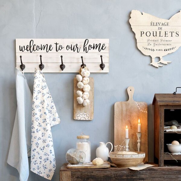 Krémový antik nástenný vešiak s háčikmi Welcome - 70*8*25 cm - Chic Antique