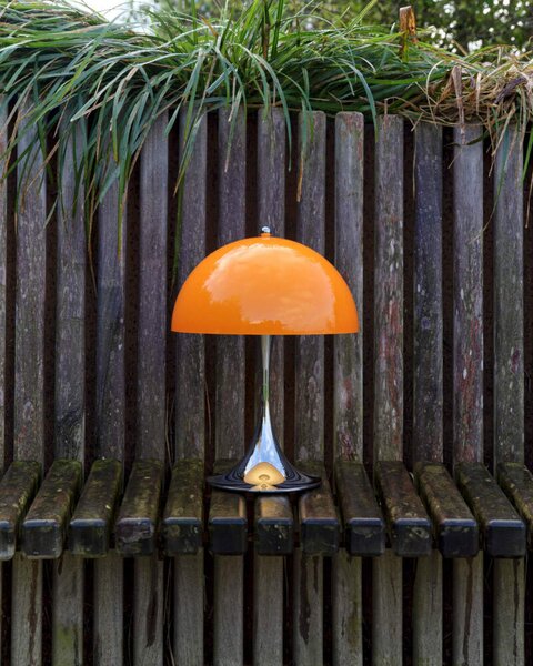Louis Poulsen Prenosná lampa Panthella 250, chrome original opal orange 5744613431