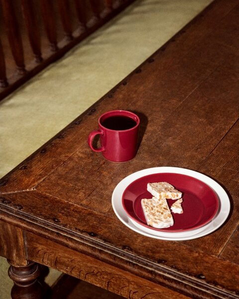 Iittala Tanier Teema 17cm, červený cherry
