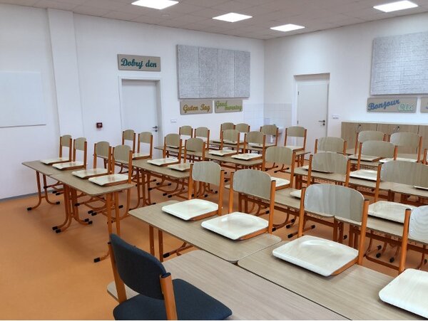 Učiteľská stolička čalúnená, žltá