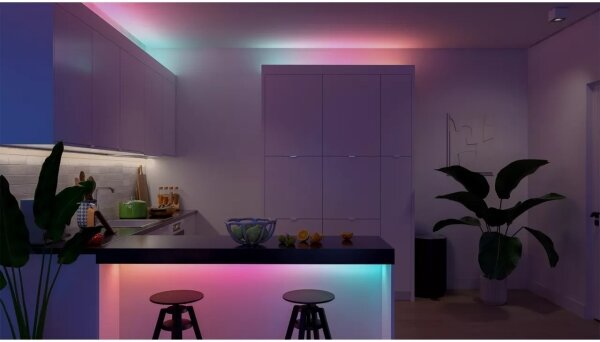 Philips - LED RGBW Stmievateľný pás Hue ESSENTIAL 5m LED/15,3W/230V 2200-6500K