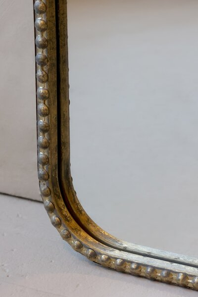 Zrkadlo v kovovom ráme Bow Antique Brass 56 × 95 cm
