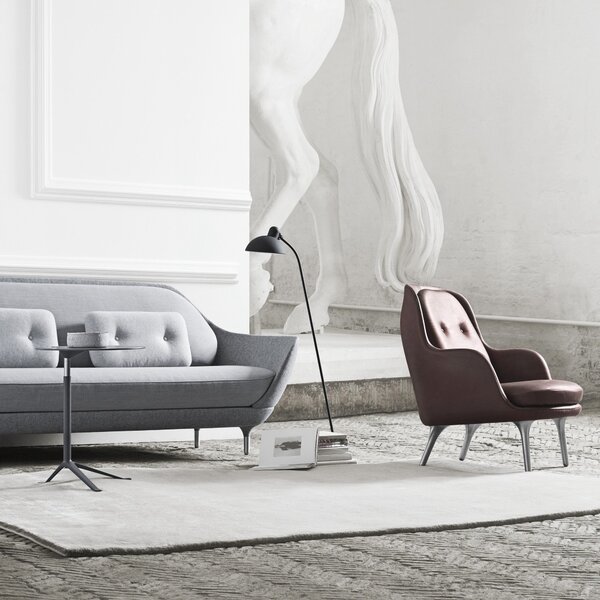 Stojacia lampa Kaiser Idell, Matt Black – Fritz Hansen