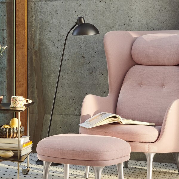 Stojacia lampa Kaiser Idell, Matt Black – Fritz Hansen