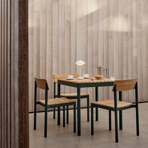 FRITZ HANSEN Záhradná stolička s podpierkami Pelagus, Teak, Hunter Green