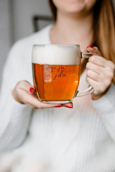 Sklenený pohár na pivo Dopiju a jdu - CZ