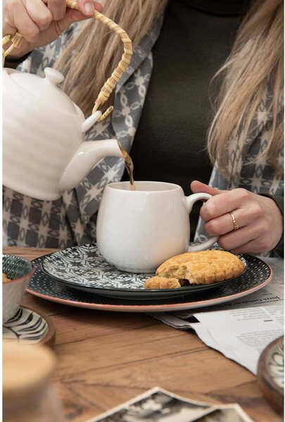 Biela porcelánová kanvica na čaj - 18*14*12 cm / 0,8L - Clayre & Eef