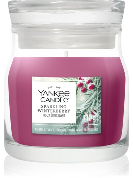 Yankee Candle Sparkling Winterberry vonná sviečka Signature 110 g