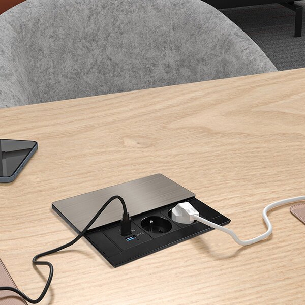 SOLIGHT Vstavaný blok zásuviek s posuvným krytom, 2 zásuvky, USB A+C 65W PD, 2m, strieborný
