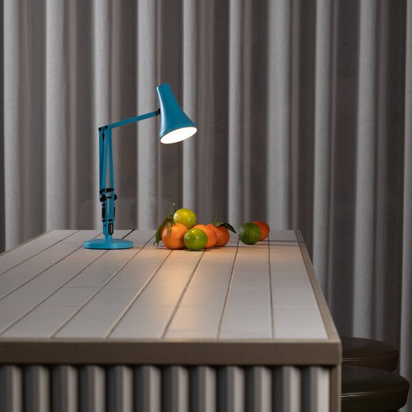Anglepoise Stolová LED lampa 90 MINI VIVID, tyrkysovo modrá USB, Modrá, Pracovňa / Kancelária, Hliník, Industriálny dizajn, Stolová lampa