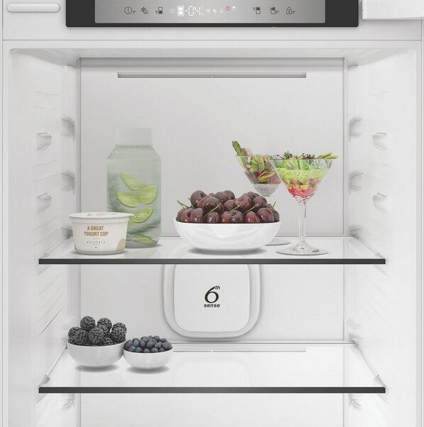 Whirlpool WHK2 5324 B6E - Chladnička kombinovaná zabudovateľná