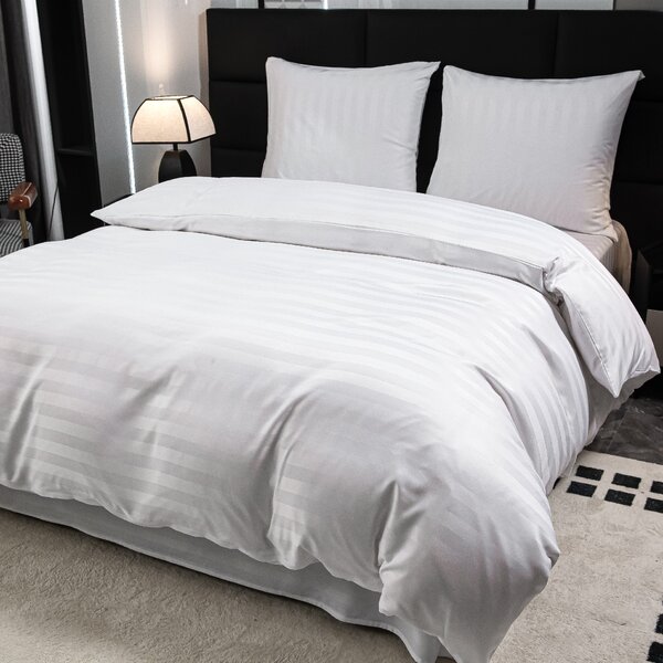 Hotelové obliečky z mikrovlákna JASMINE biele - prúžok 2 cm Rozmer obliečky: 70 x 90 cm | 140 x 220 cm