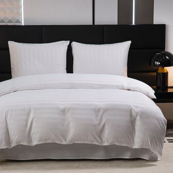 Hotelové obliečky z mikrovlákna JASMINE biele - prúžok 2 cm Rozmer obliečky: 70 x 90 cm | 140 x 220 cm