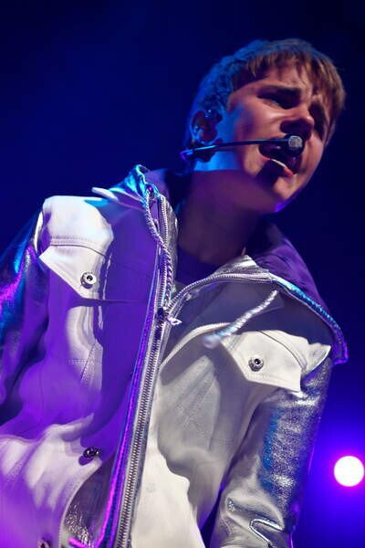 Fotografia Justin Bieber performing at the NIA
