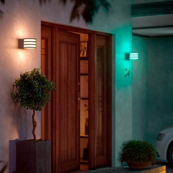 Philips - LED RGB stmievateľné vonkajšie nástenné svietidlo Hue LUCCA 1xE27/8,1W/230V IP44