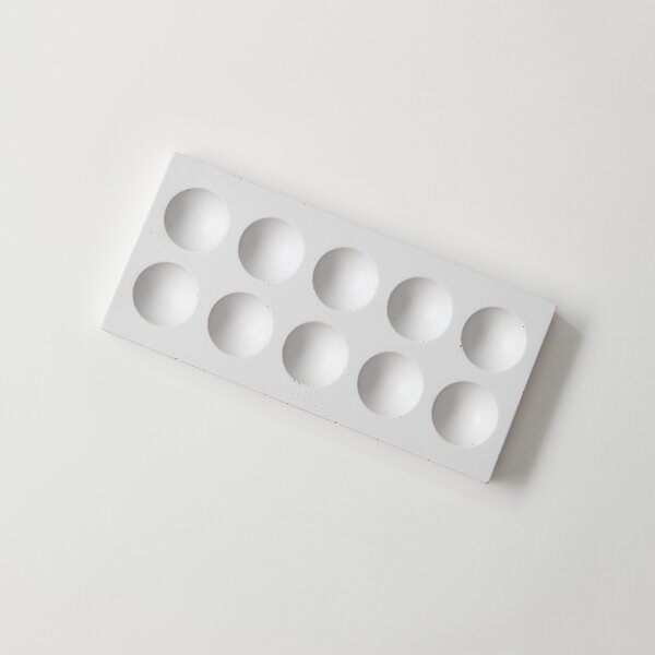 ODLITO Betónový podnos na vajíčka Domino – biela – 25,5 cm